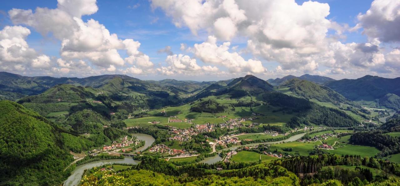 Floesserdorf Grossraming Buitenkant foto